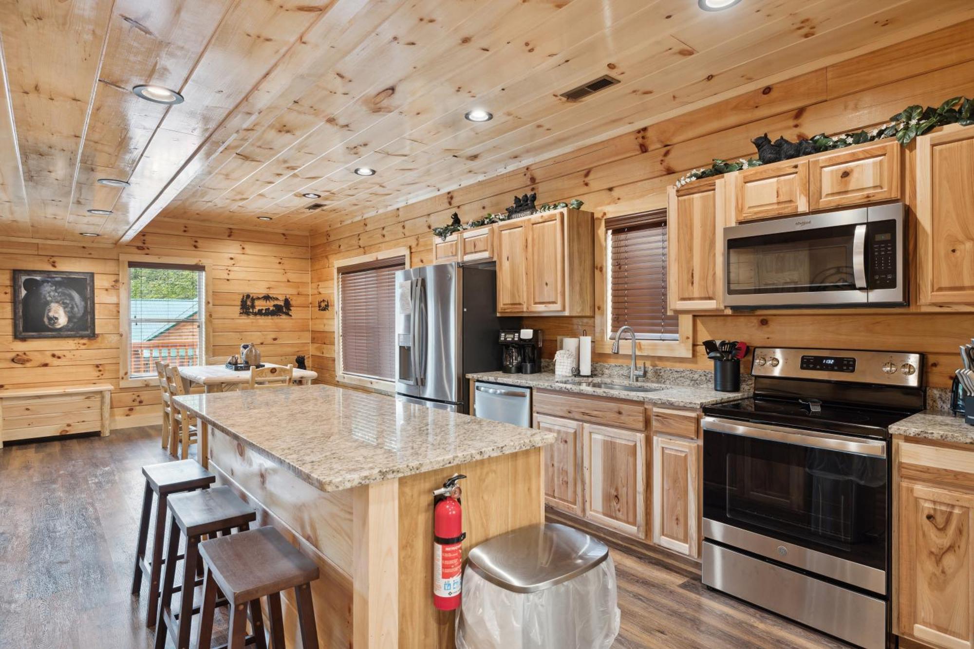 The 3 Bears Is A Newly Built 3 Bedroom Cabin Only 3 Minutes From The Parkway! Pigeon Forge Εξωτερικό φωτογραφία